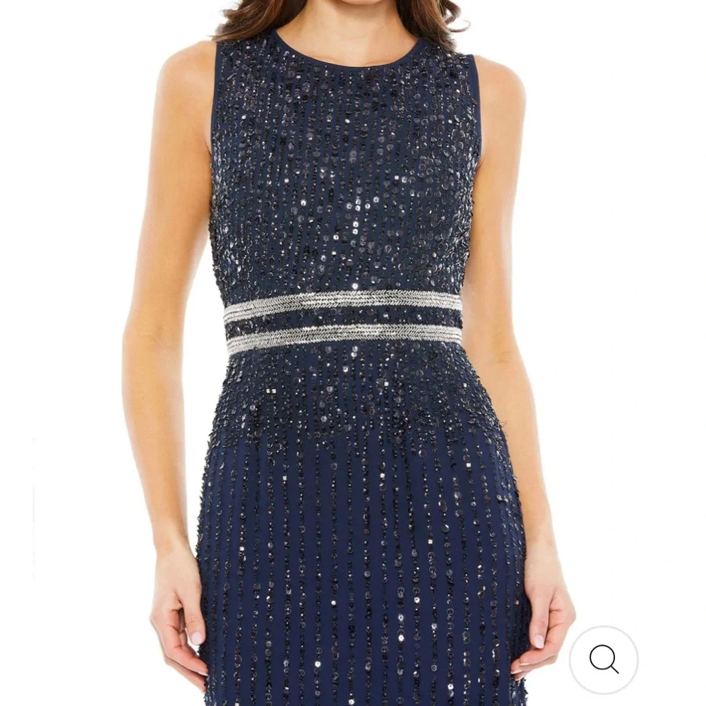 MAC DUGGAL SZ 10 SEQUINED SLEEVELESS GOWN DRESS. NWT - Picture 2 of 5